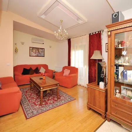 아파트 Chic And Stylish With Pool - Five Bedroom With Pool *